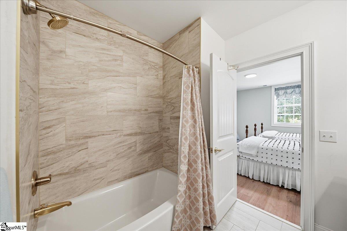 5 French Country Place