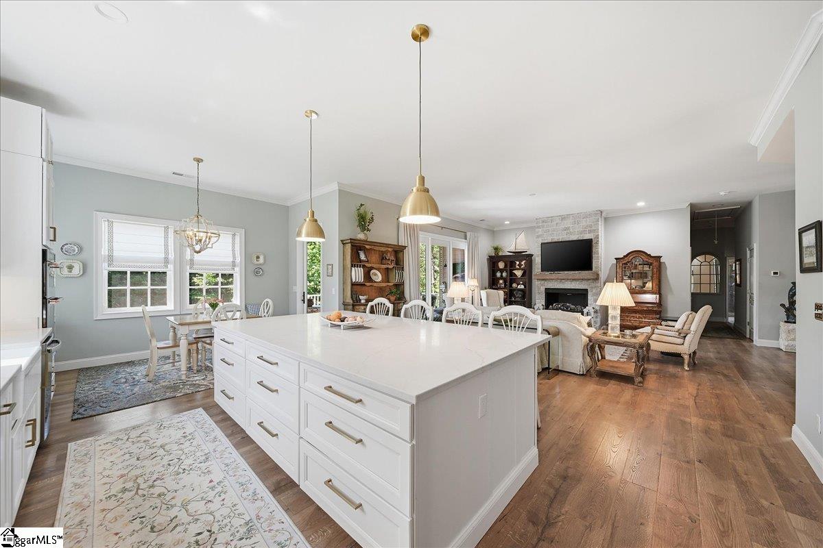 5 French Country Place