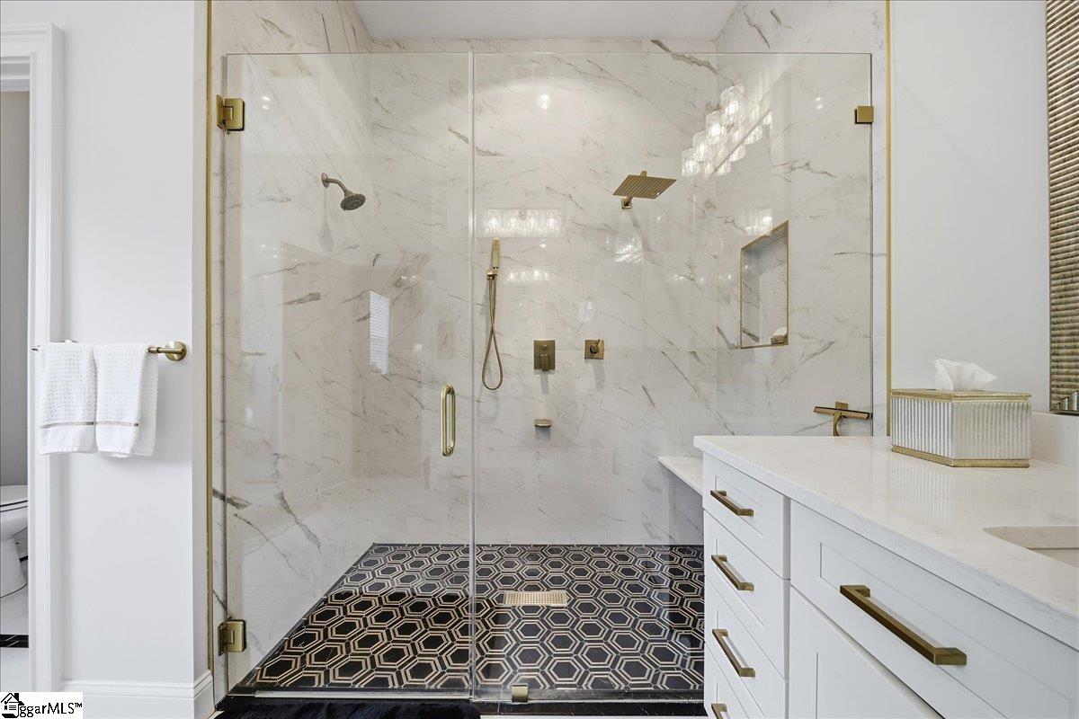 5 French Country Place