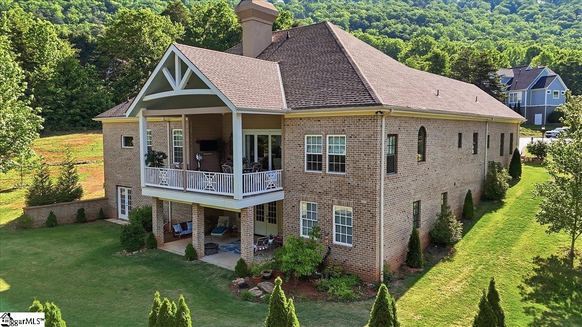 5 French Country Place