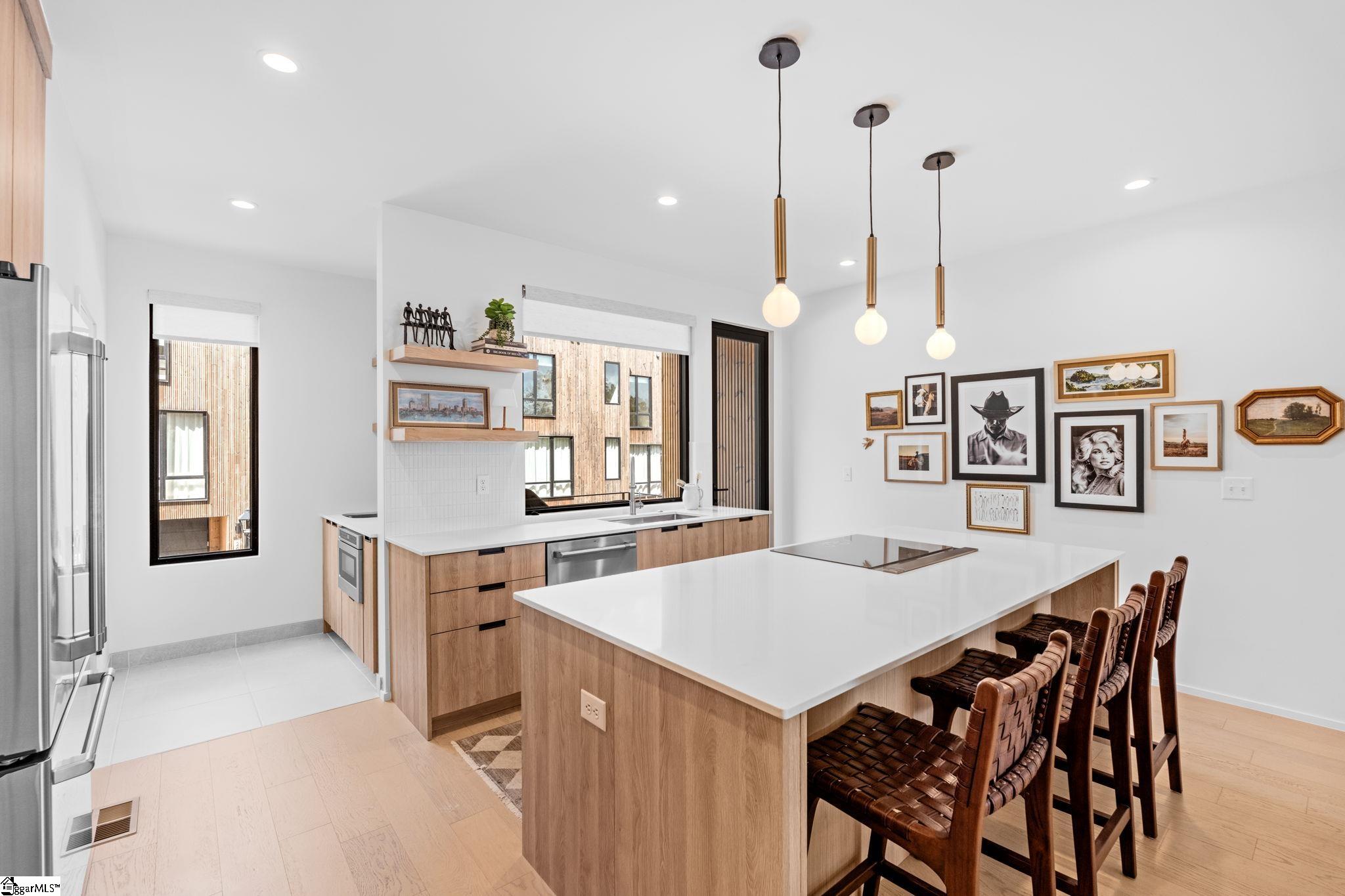 117 E Stone Avenue