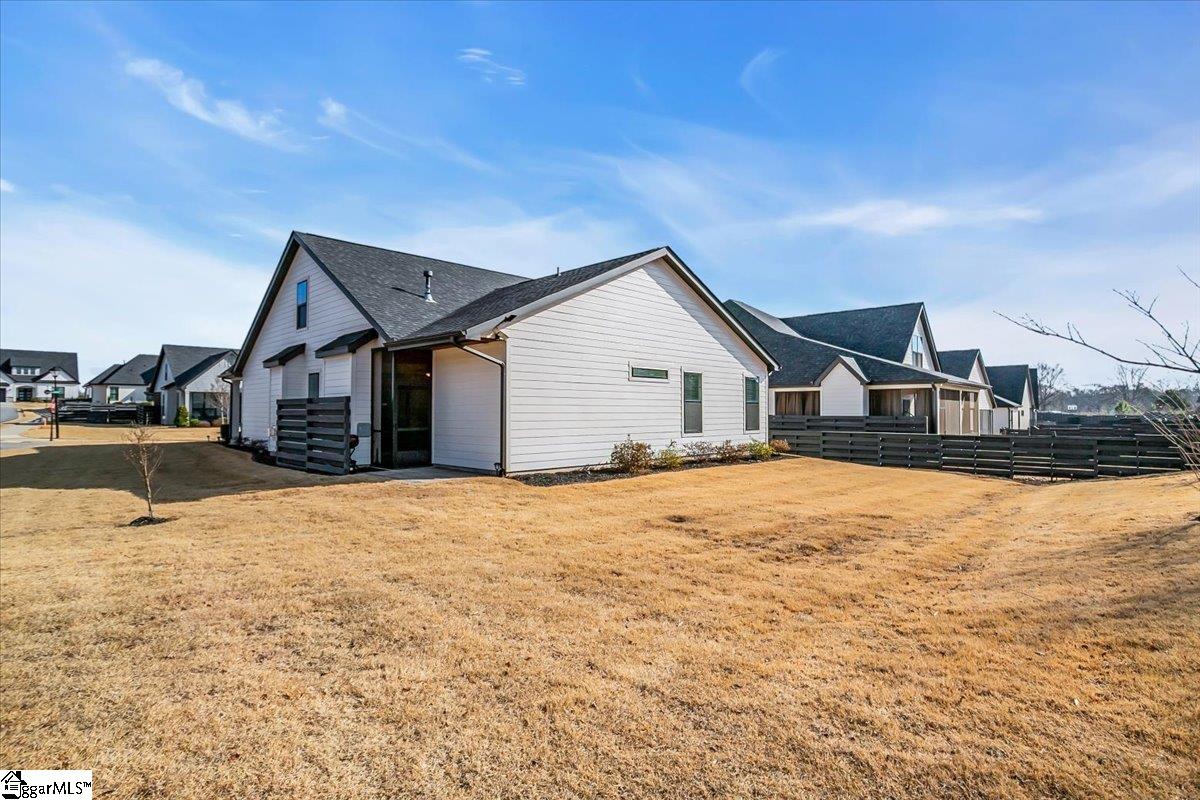 2 Winding Rock Road