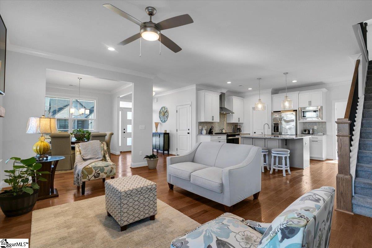 2 Winding Rock Road