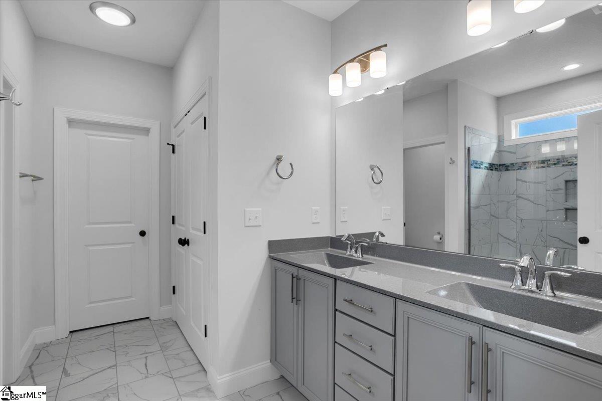 2 Winding Rock Road