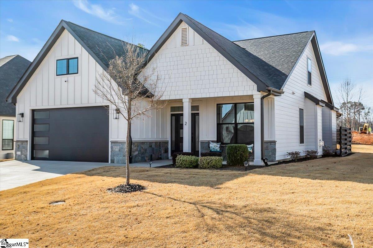 2 Winding Rock Road