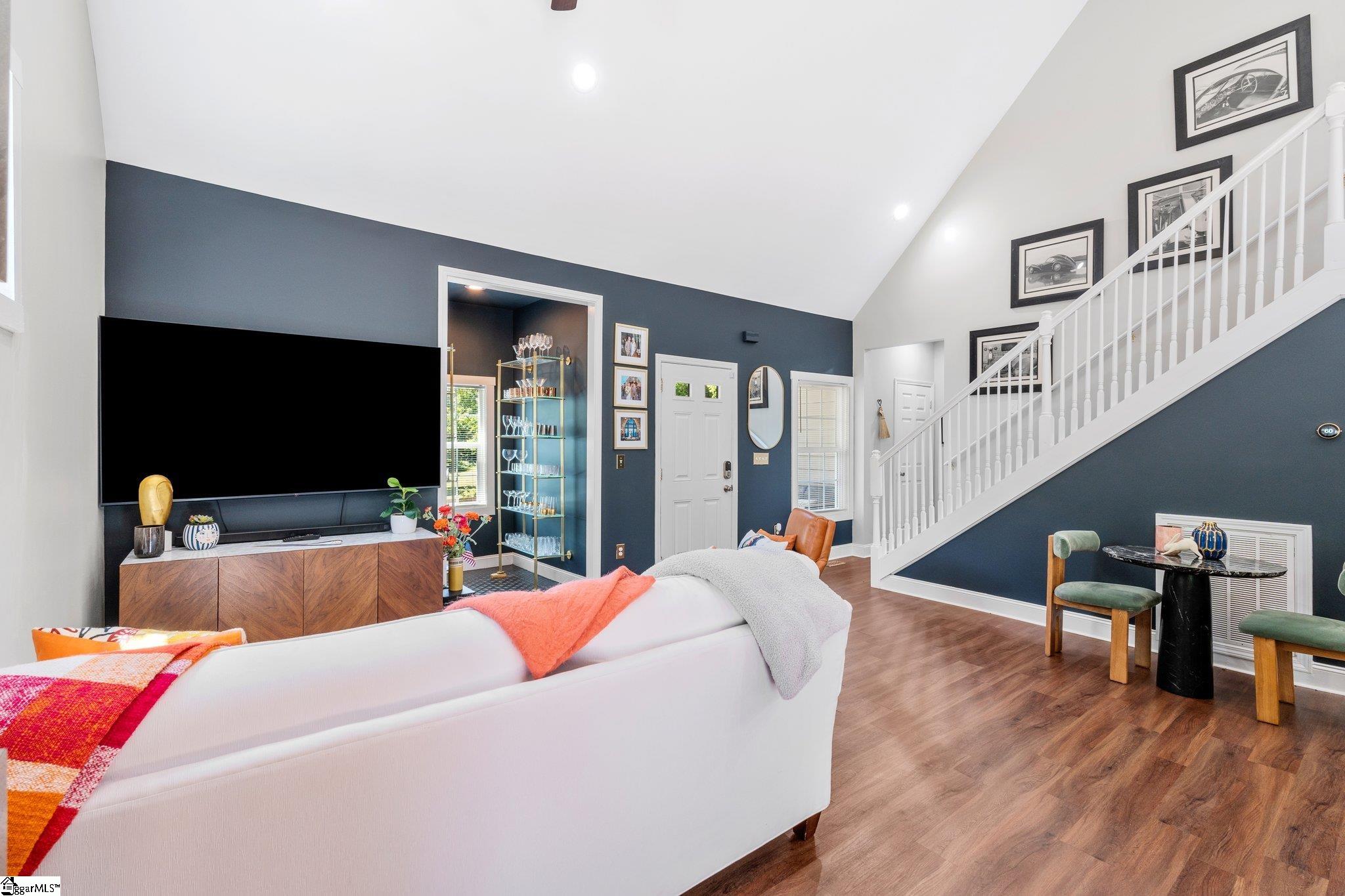 3 Deering Street