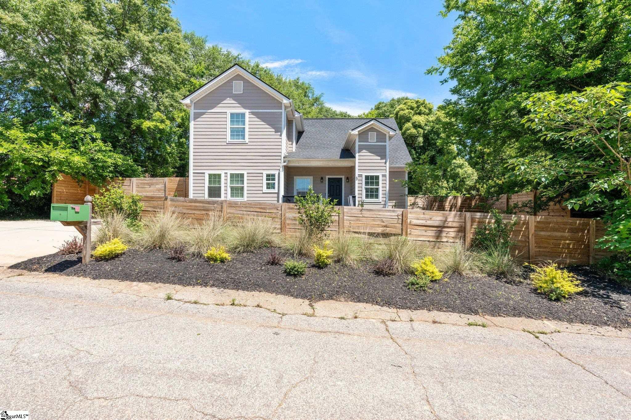 3 Deering Street