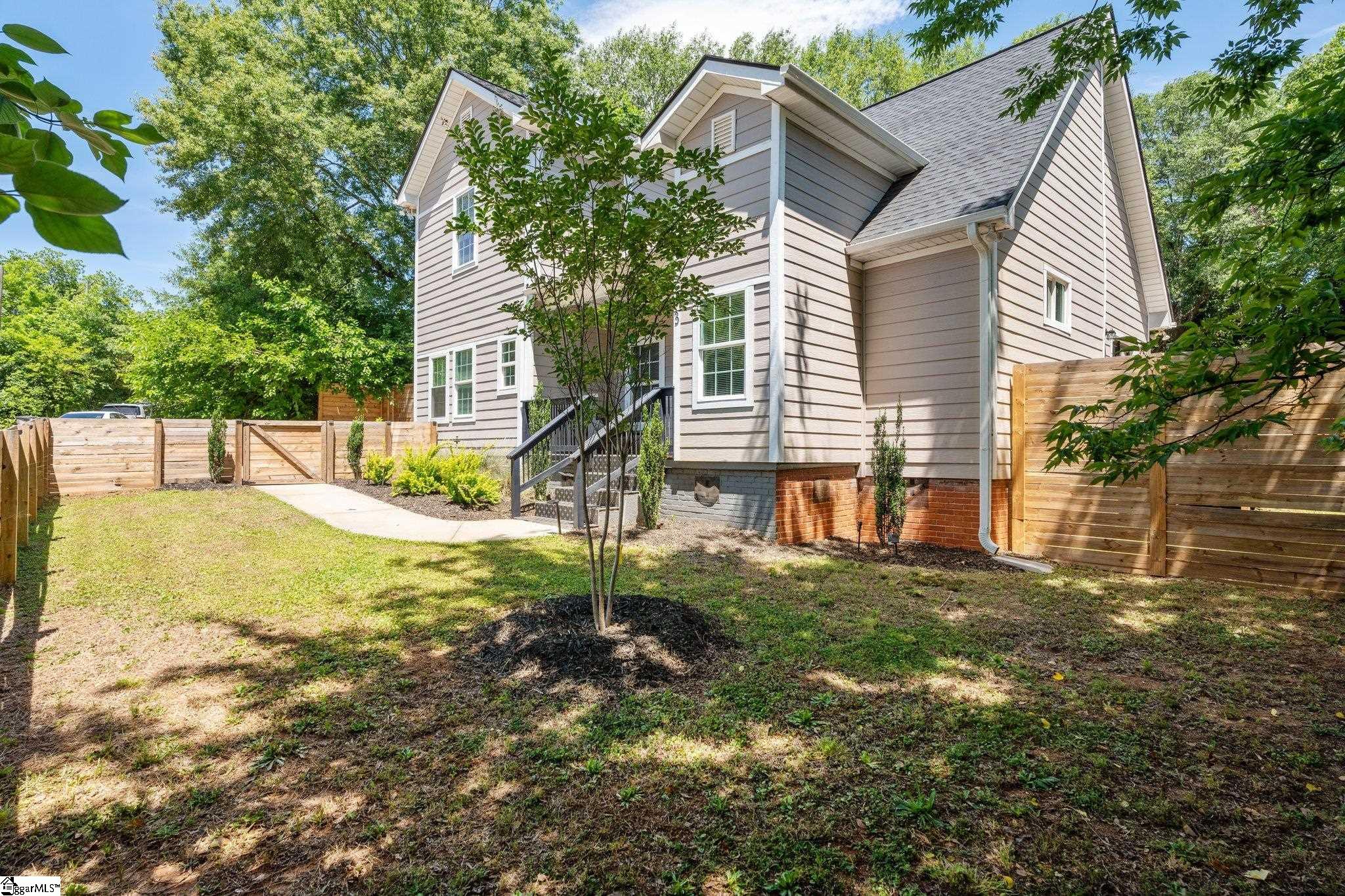 3 Deering Street
