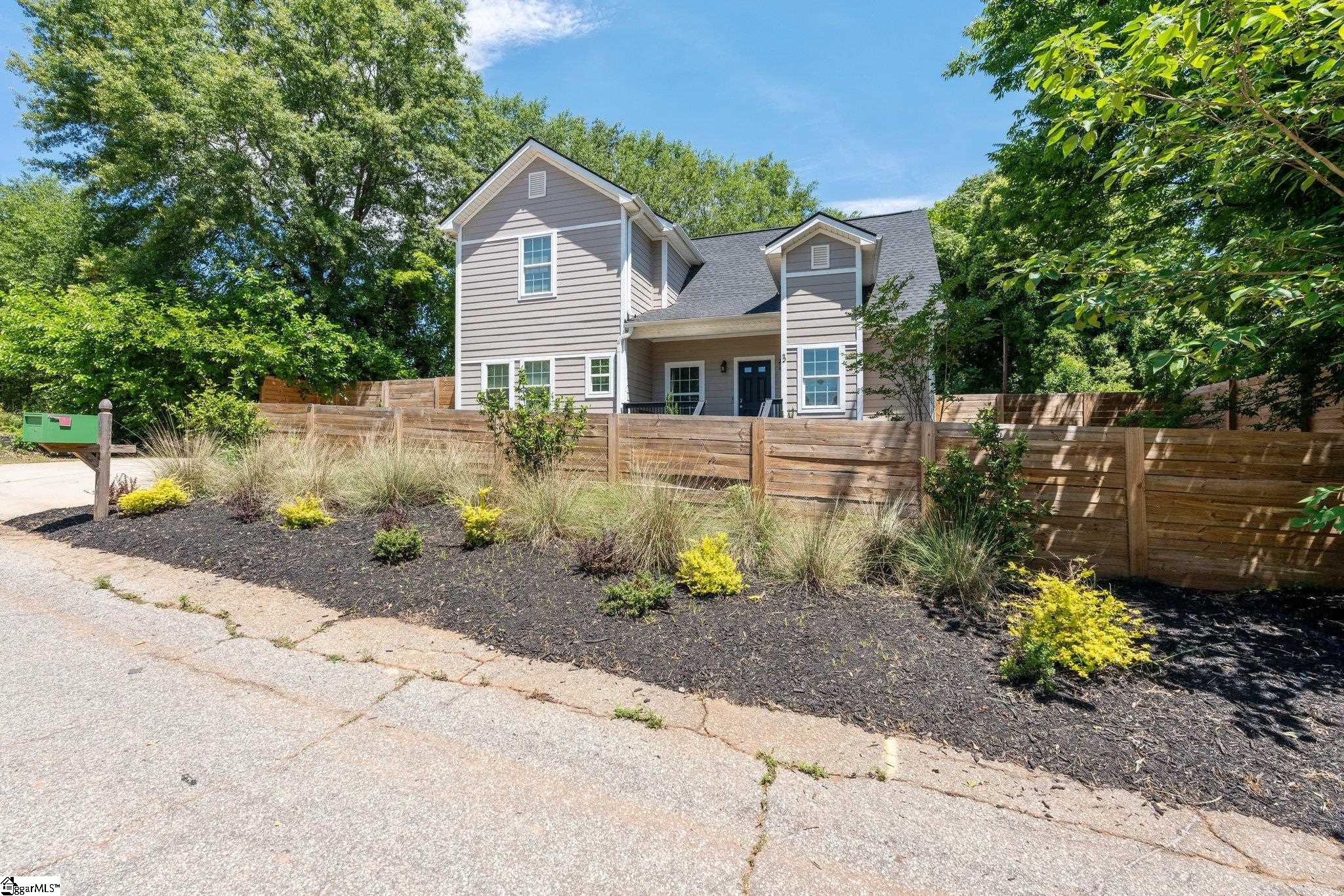 3 Deering Street