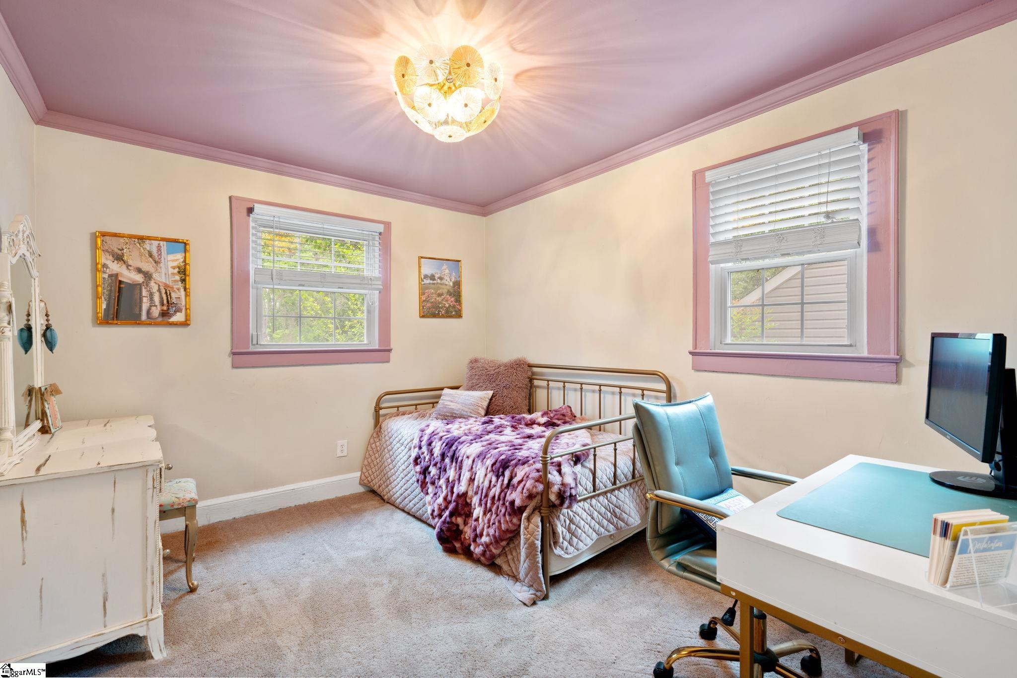 14 Paris View Drive