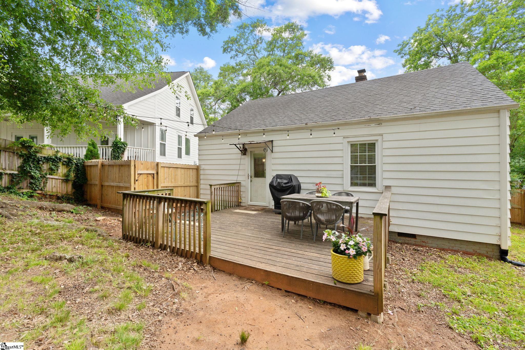 14 Paris View Drive
