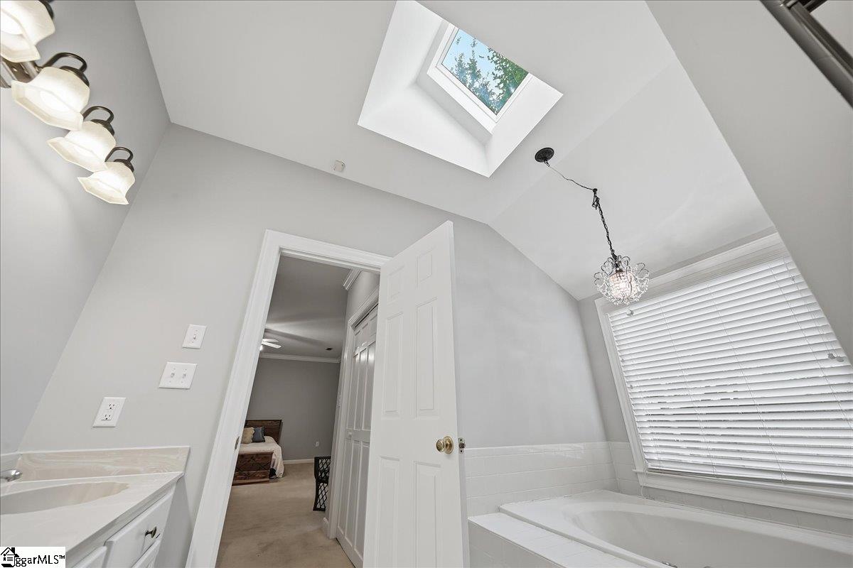 6 Greenview Drive