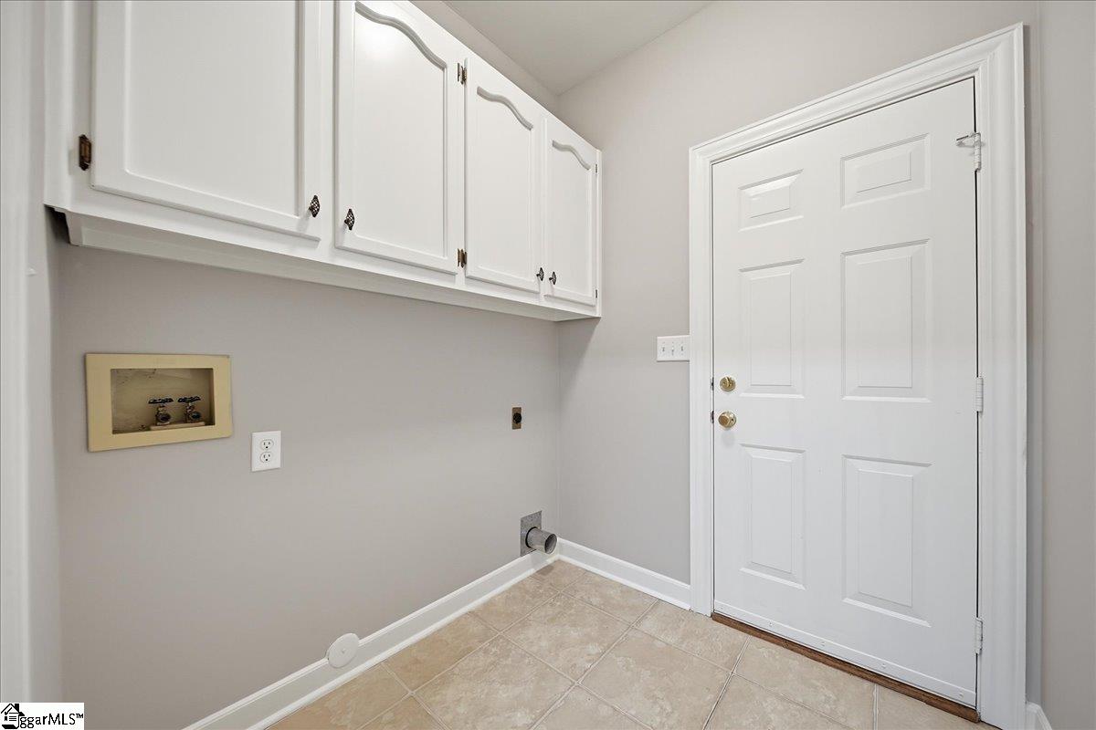 6 Greenview Drive