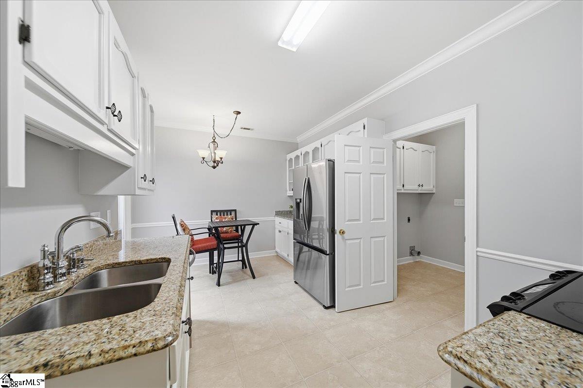 6 Greenview Drive