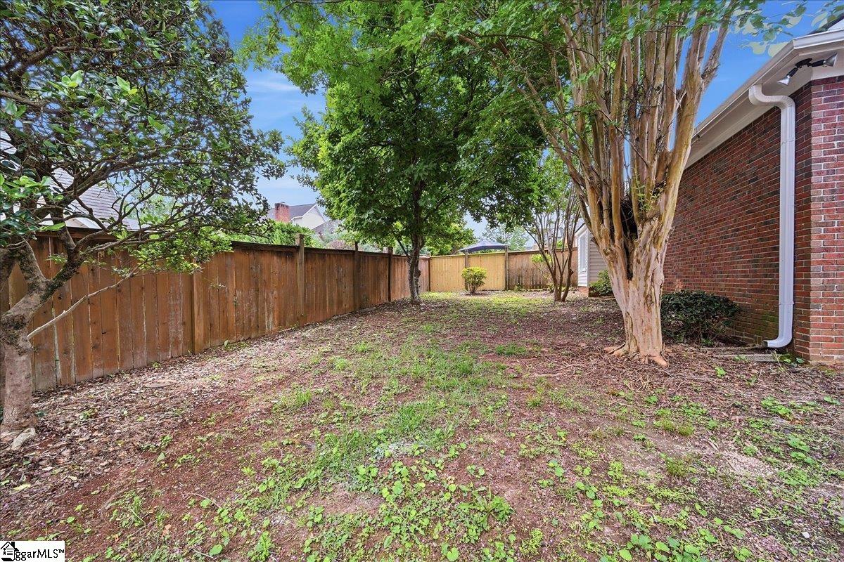 6 Greenview Drive
