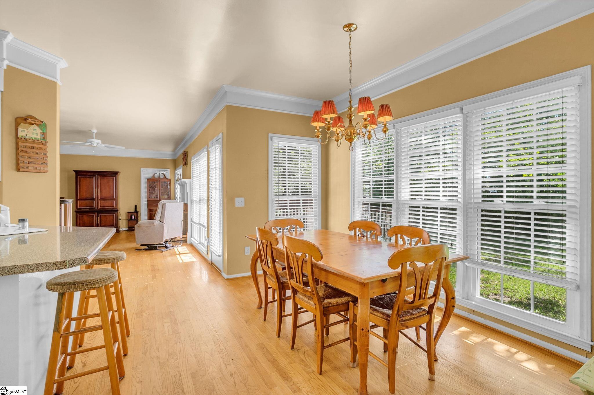 211 W Hypericum Lane