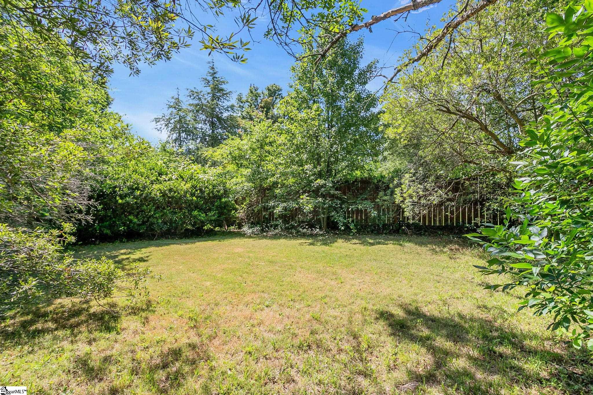 211 W Hypericum Lane