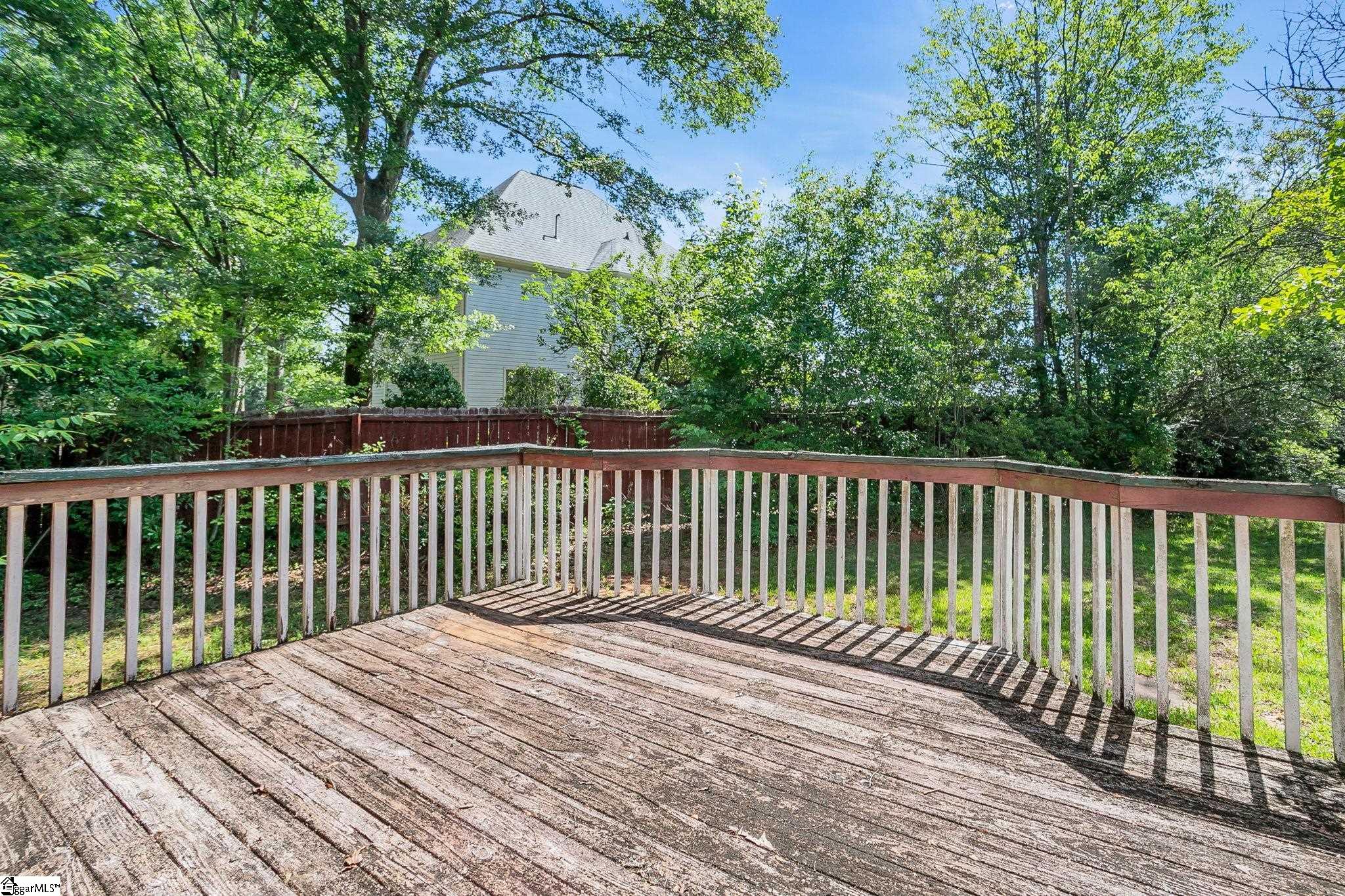 211 W Hypericum Lane