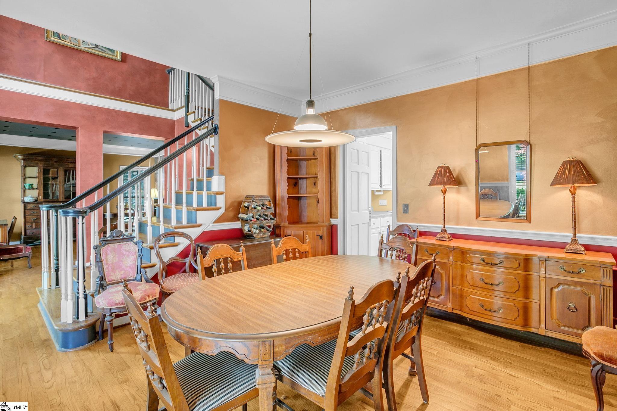 211 W Hypericum Lane
