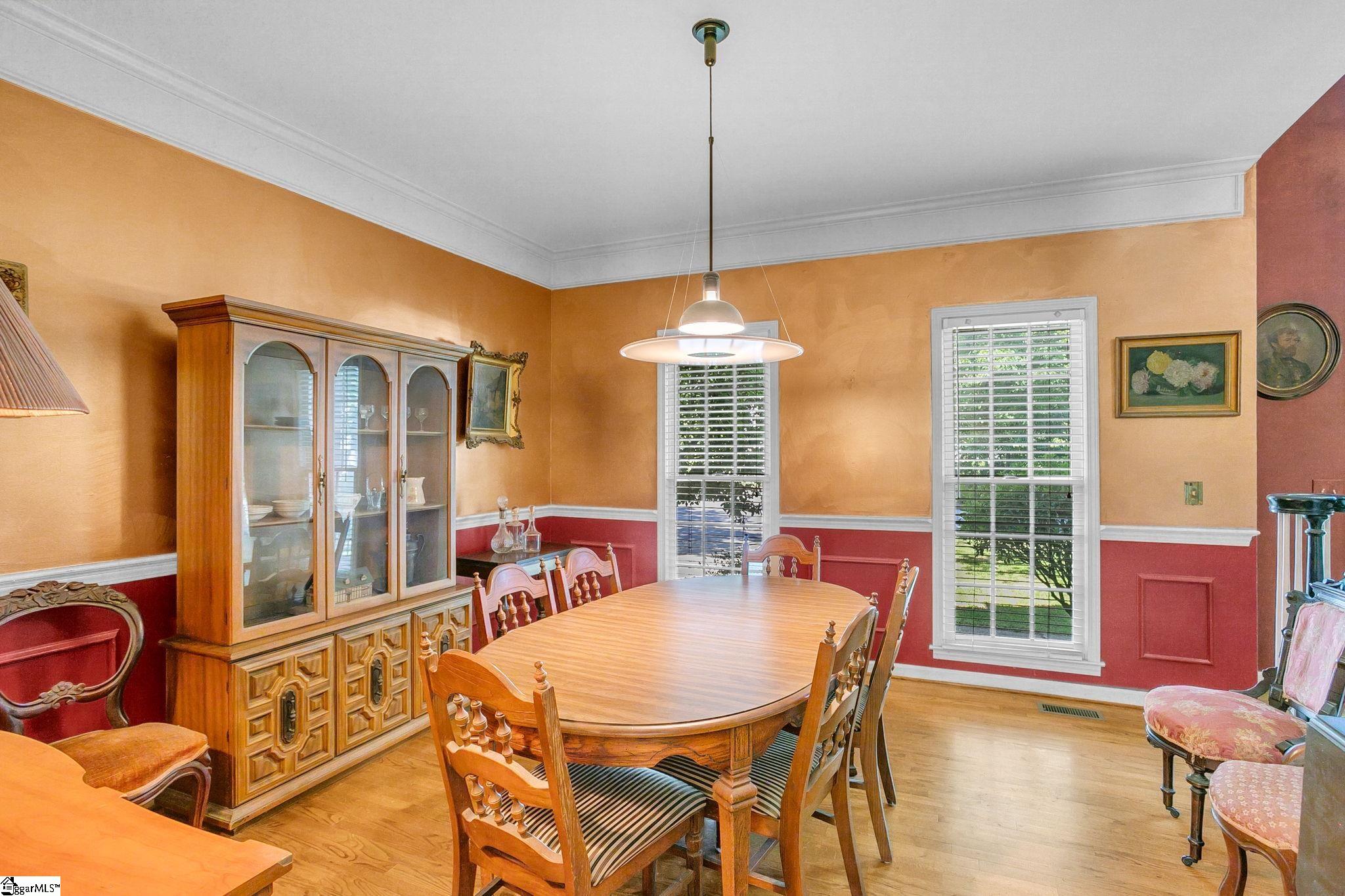 211 W Hypericum Lane
