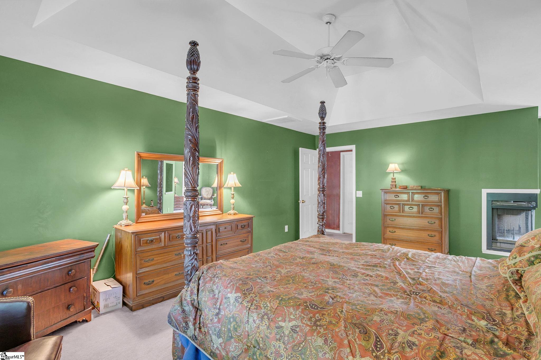 211 W Hypericum Lane