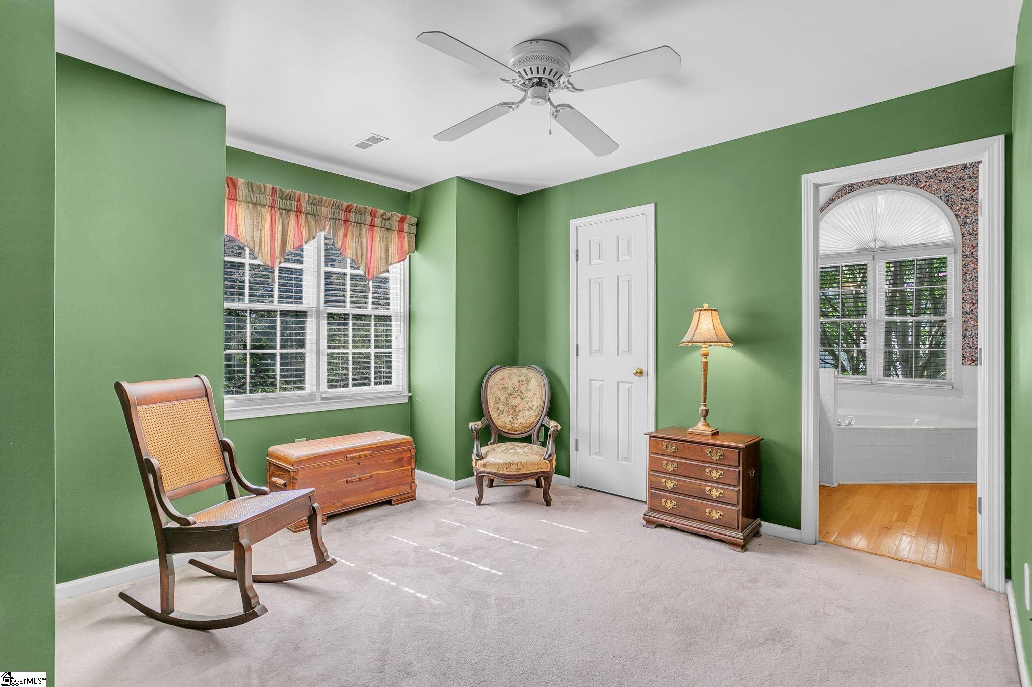 211 W Hypericum Lane