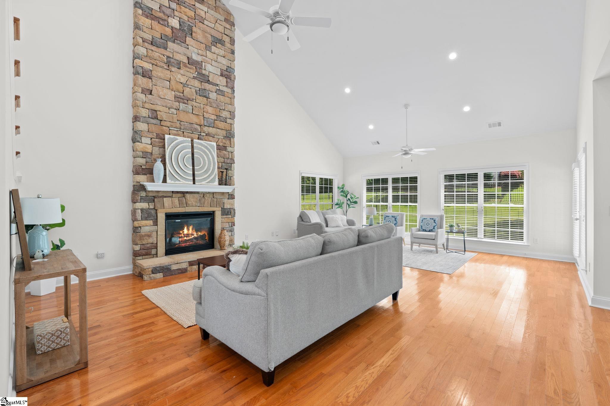 207 Traymore Way