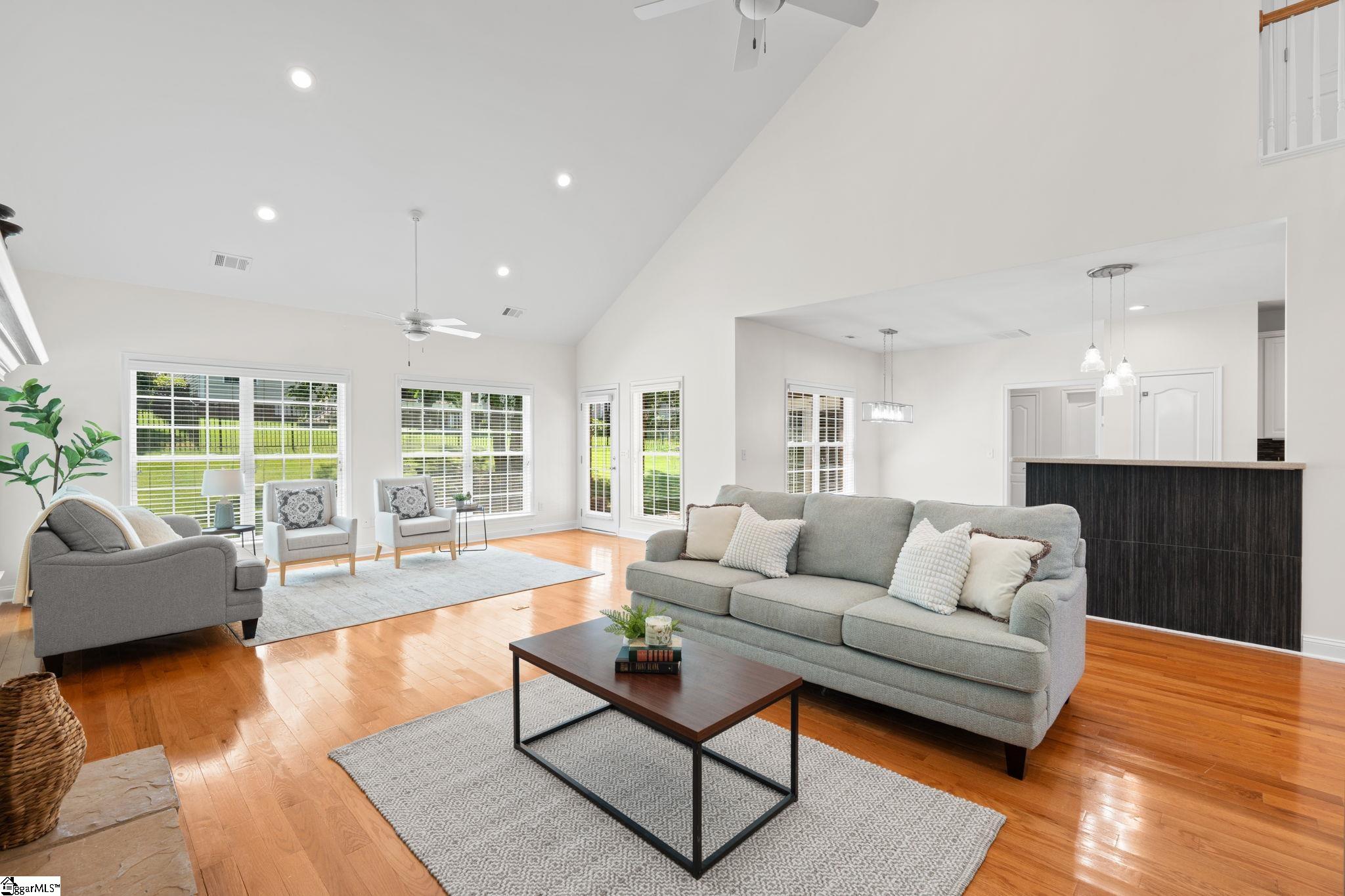 207 Traymore Way