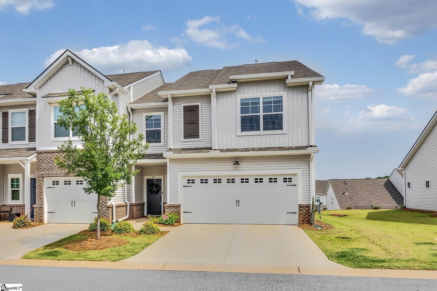 311 Hollenbeck Place