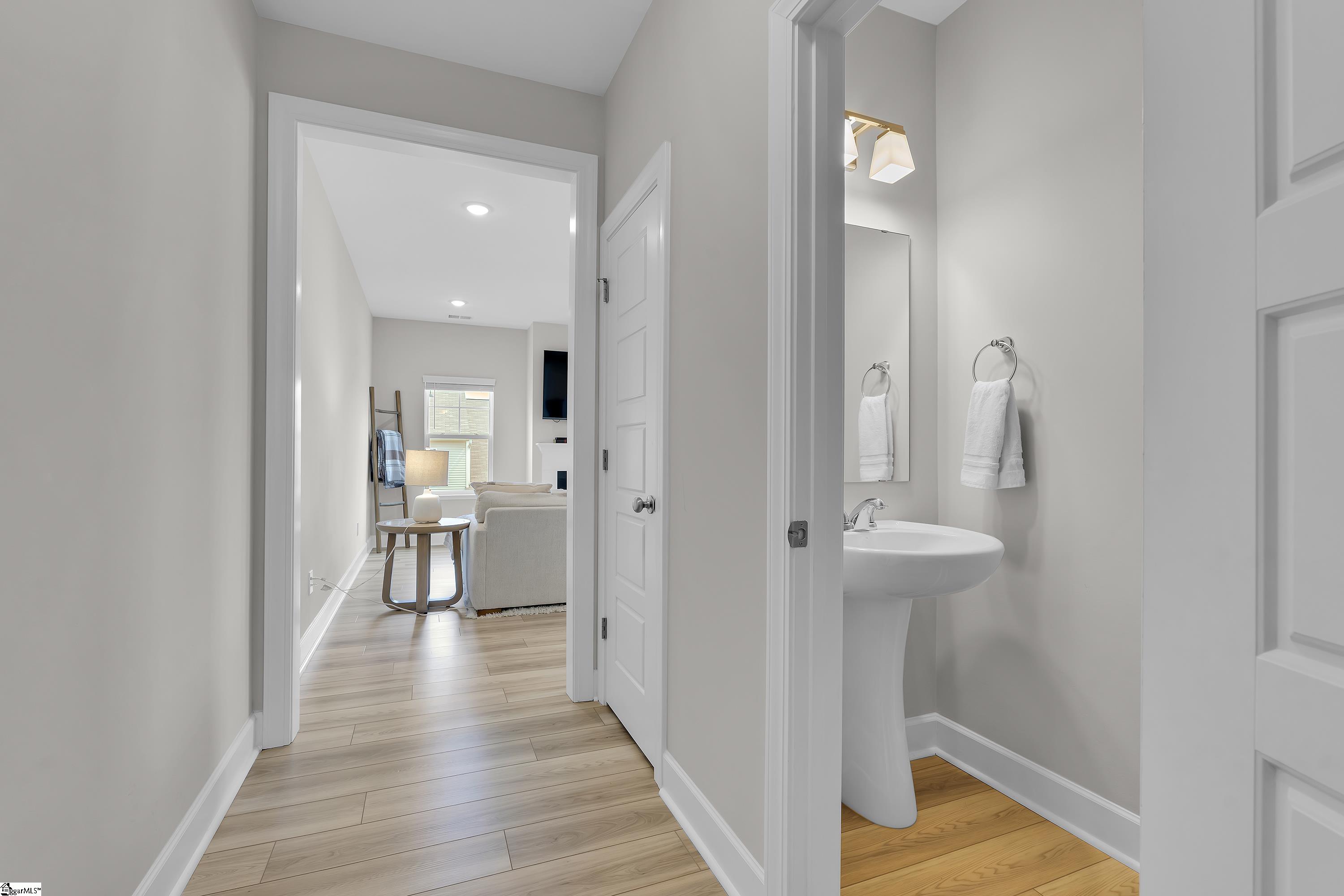 311 Hollenbeck Place
