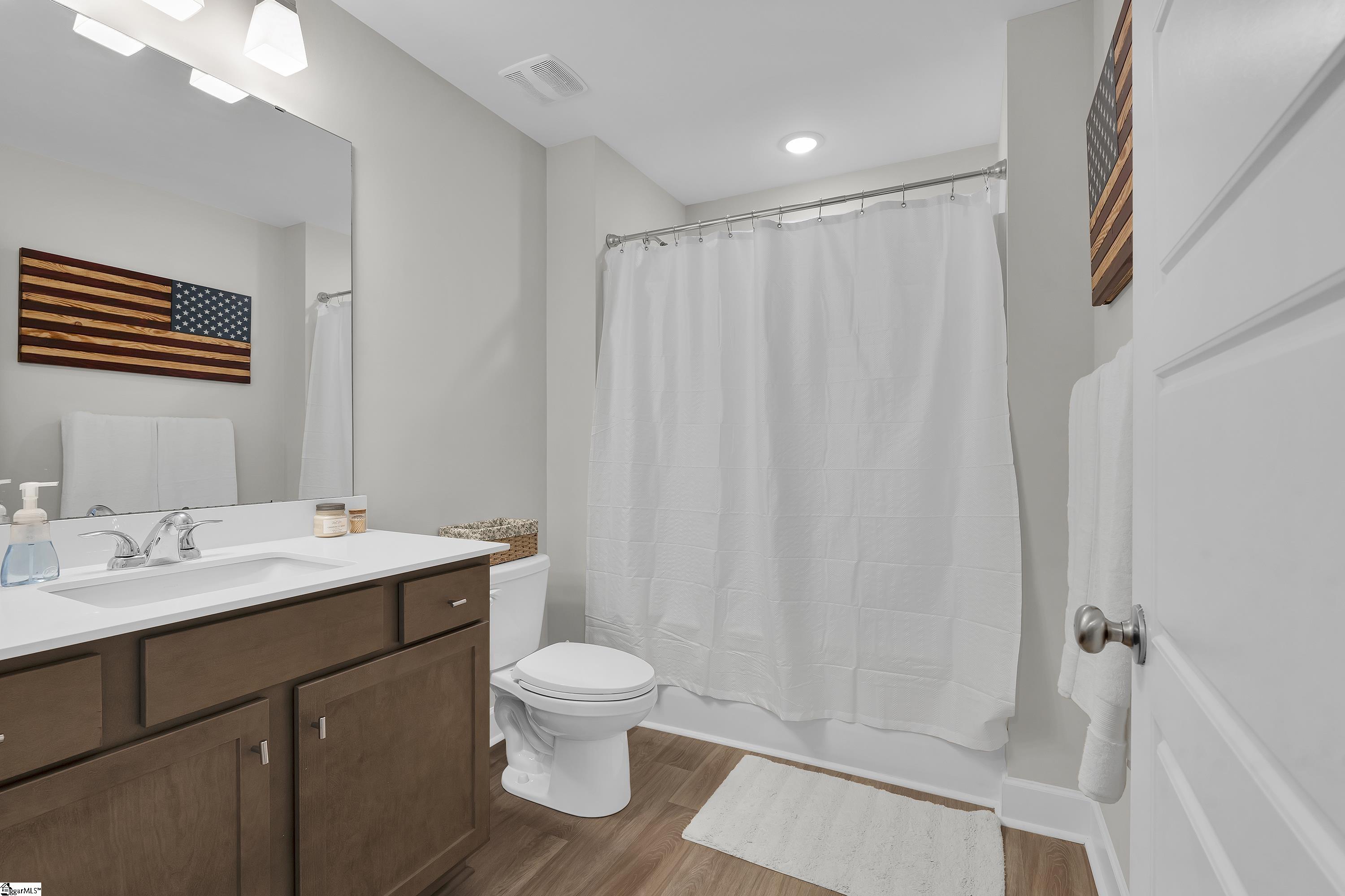 311 Hollenbeck Place