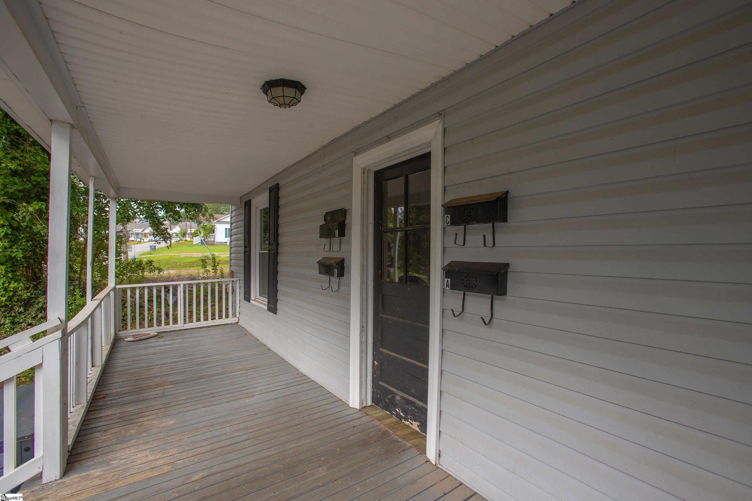 156 Garrett Street