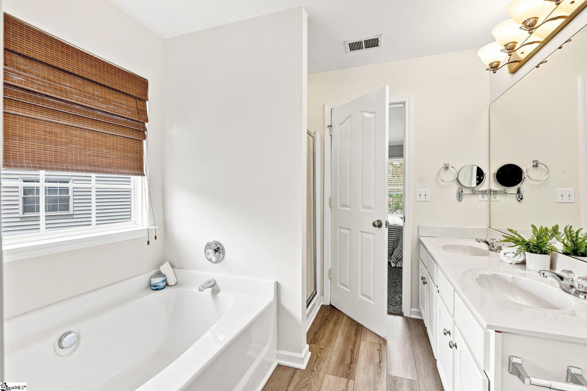 5 Fundy Court