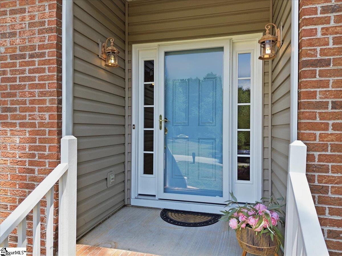 407 Roberts Road