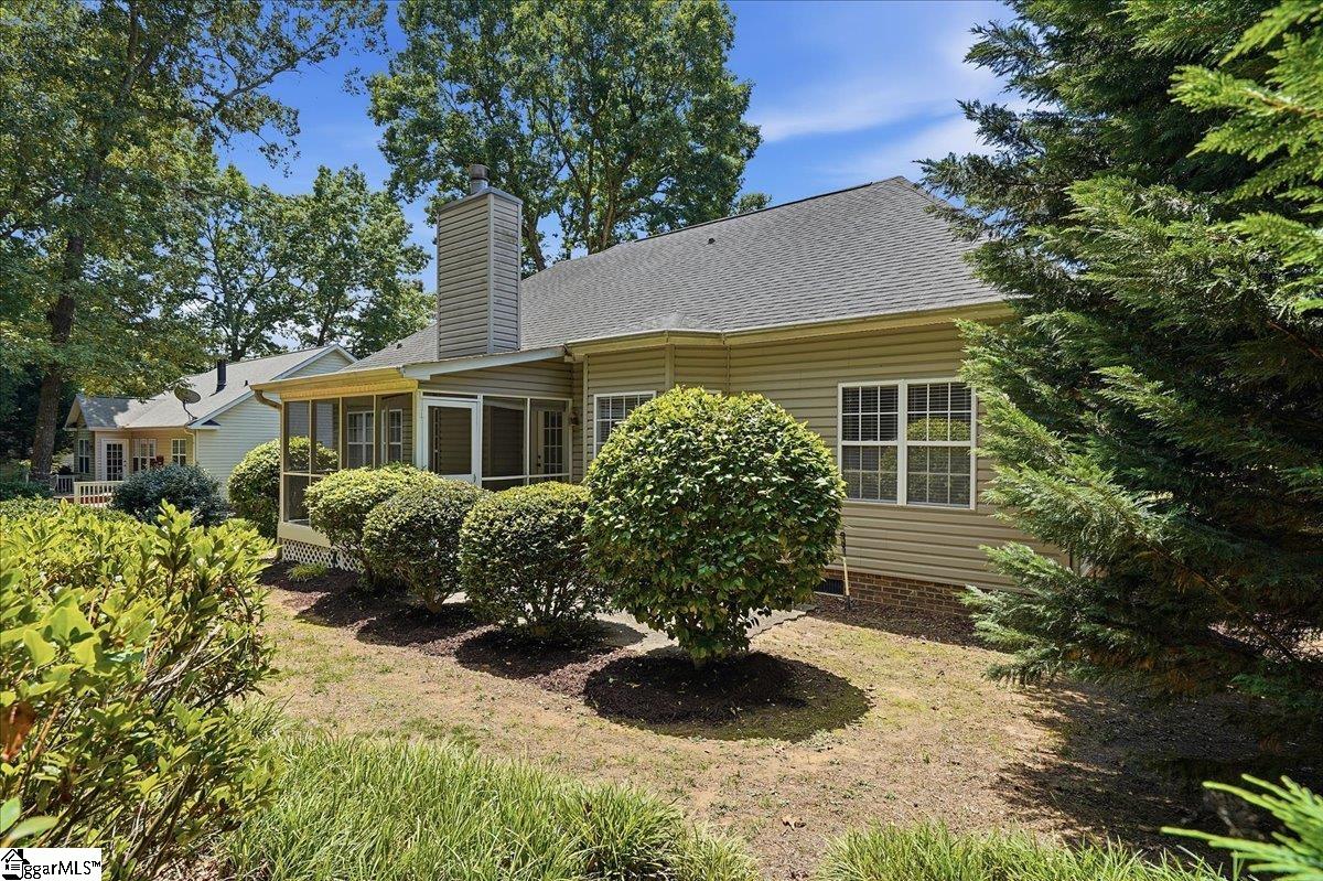 407 Roberts Road