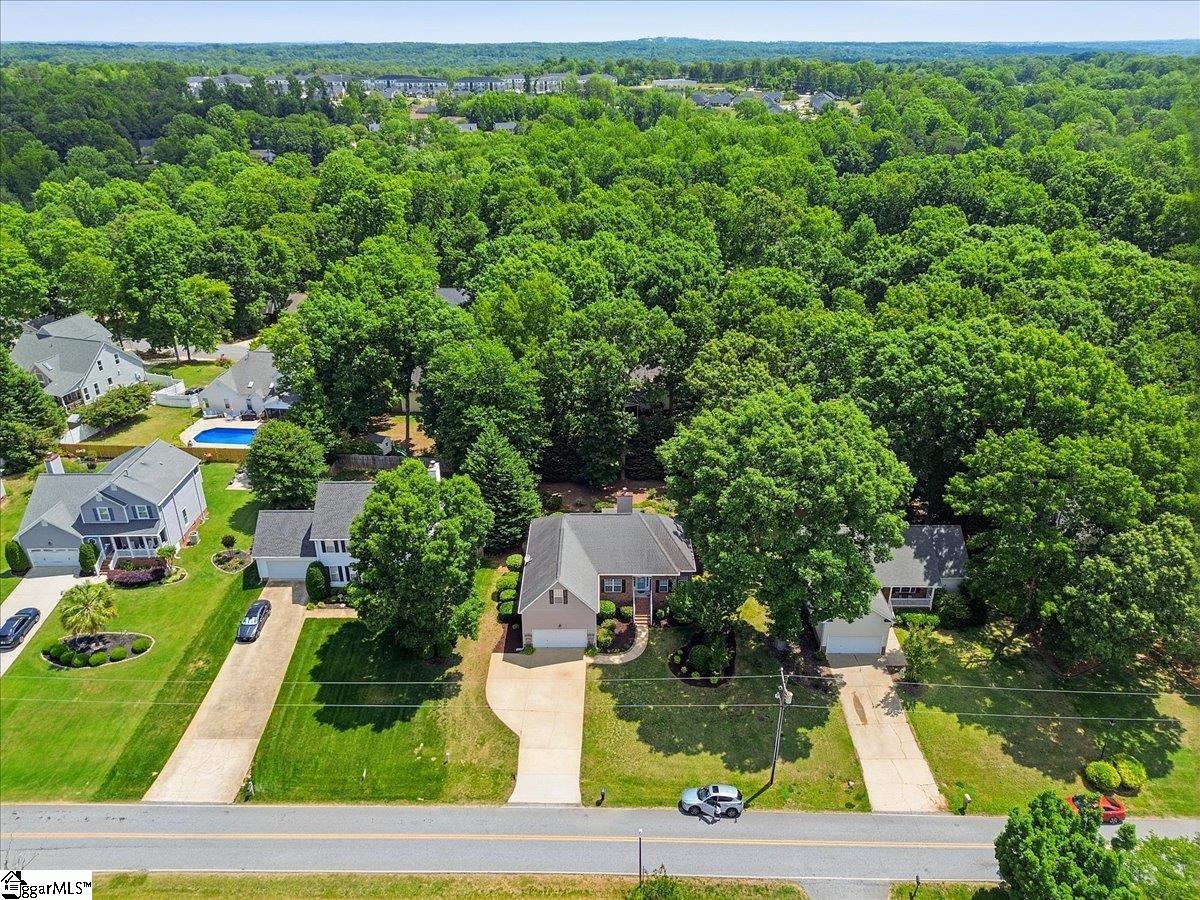 407 Roberts Road