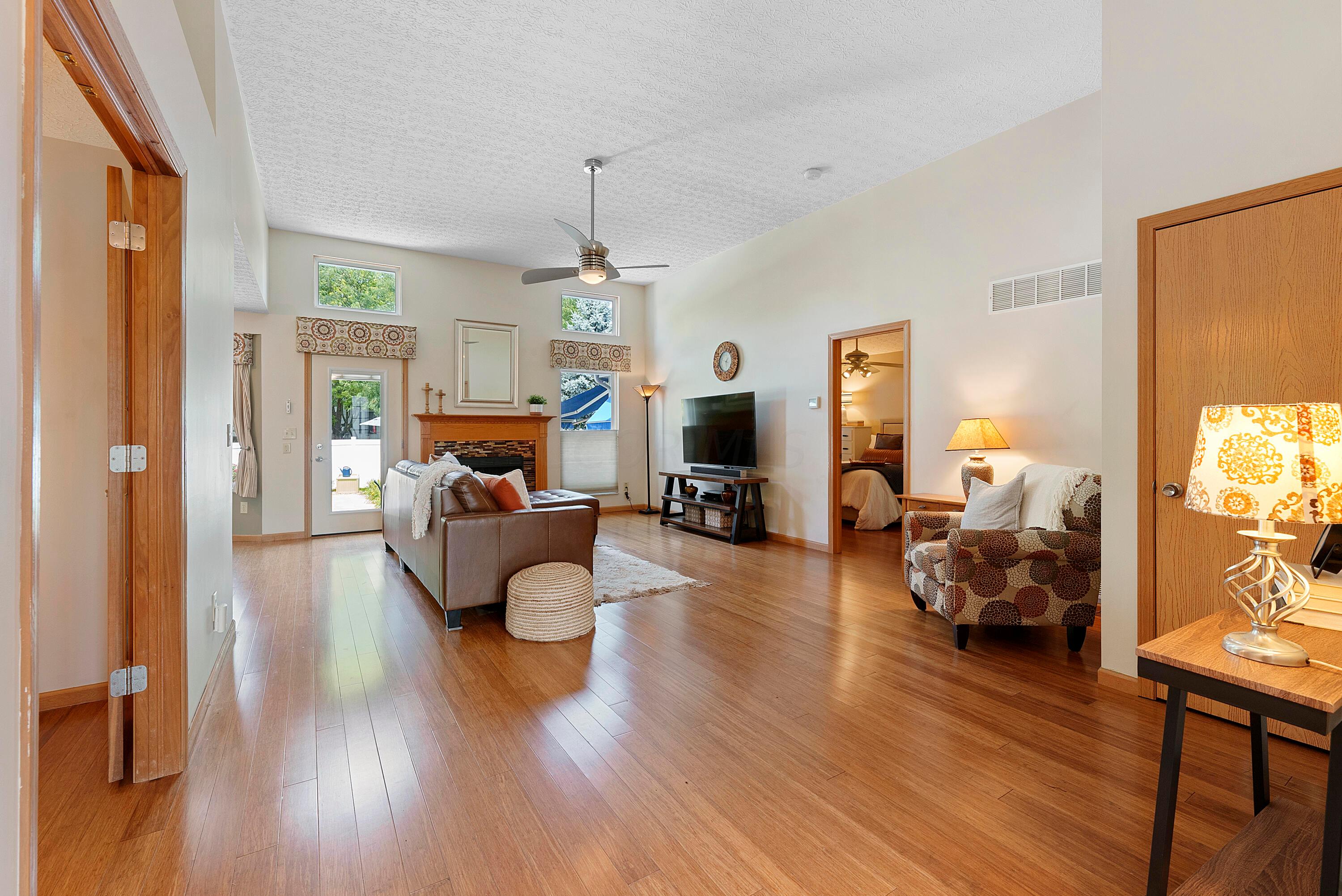 2400 Shelby Lane