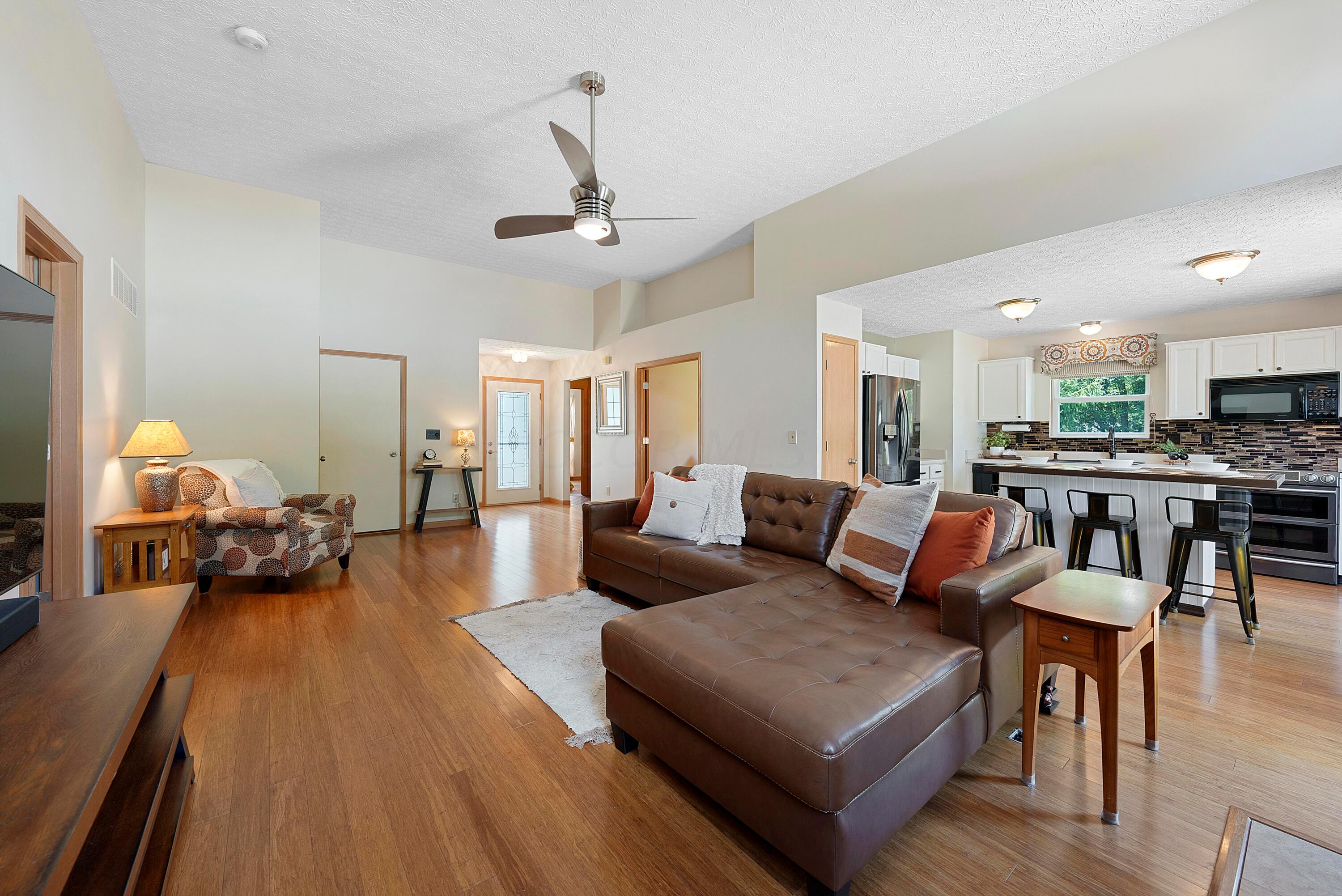 2400 Shelby Lane