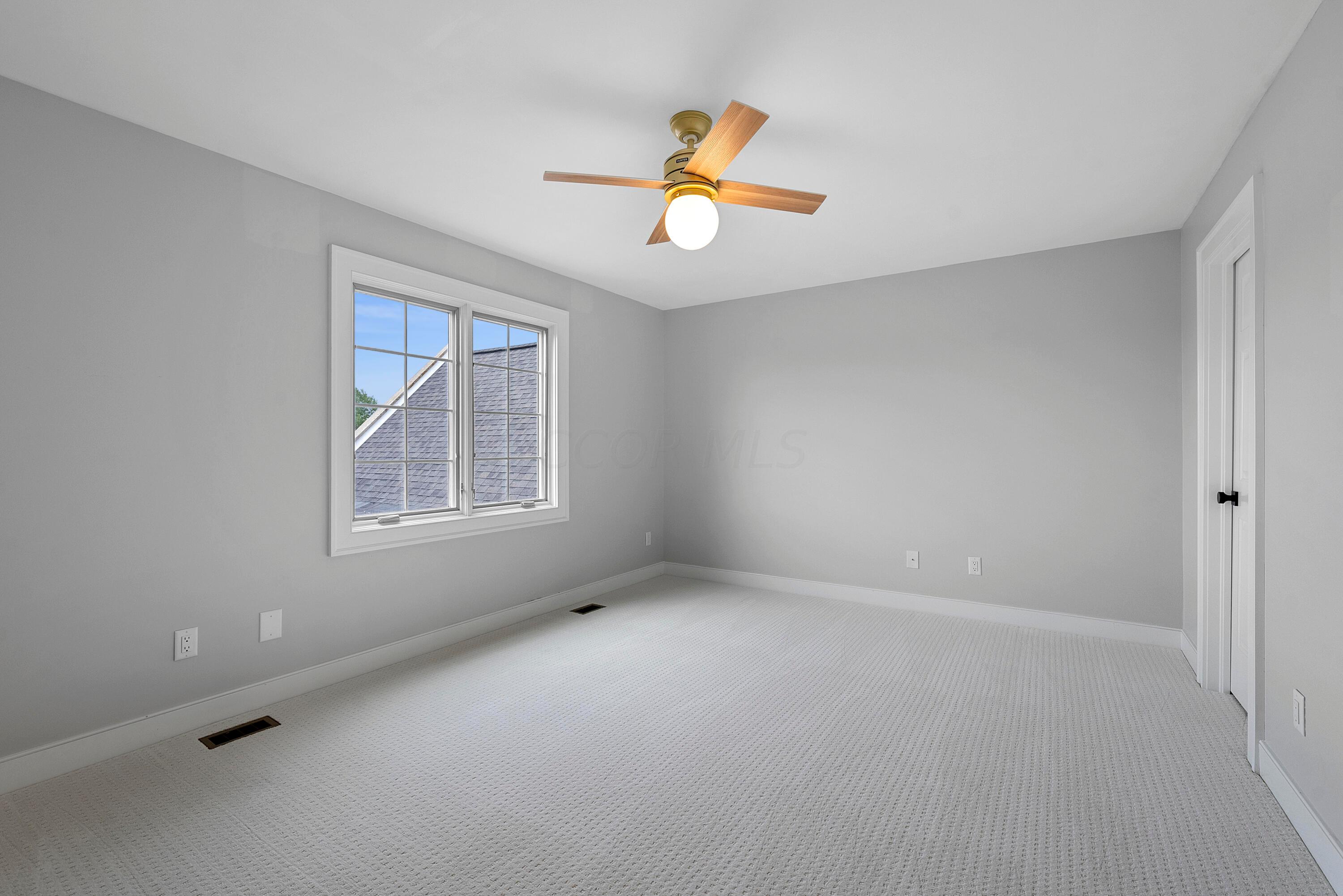 5779 Baronscourt Way