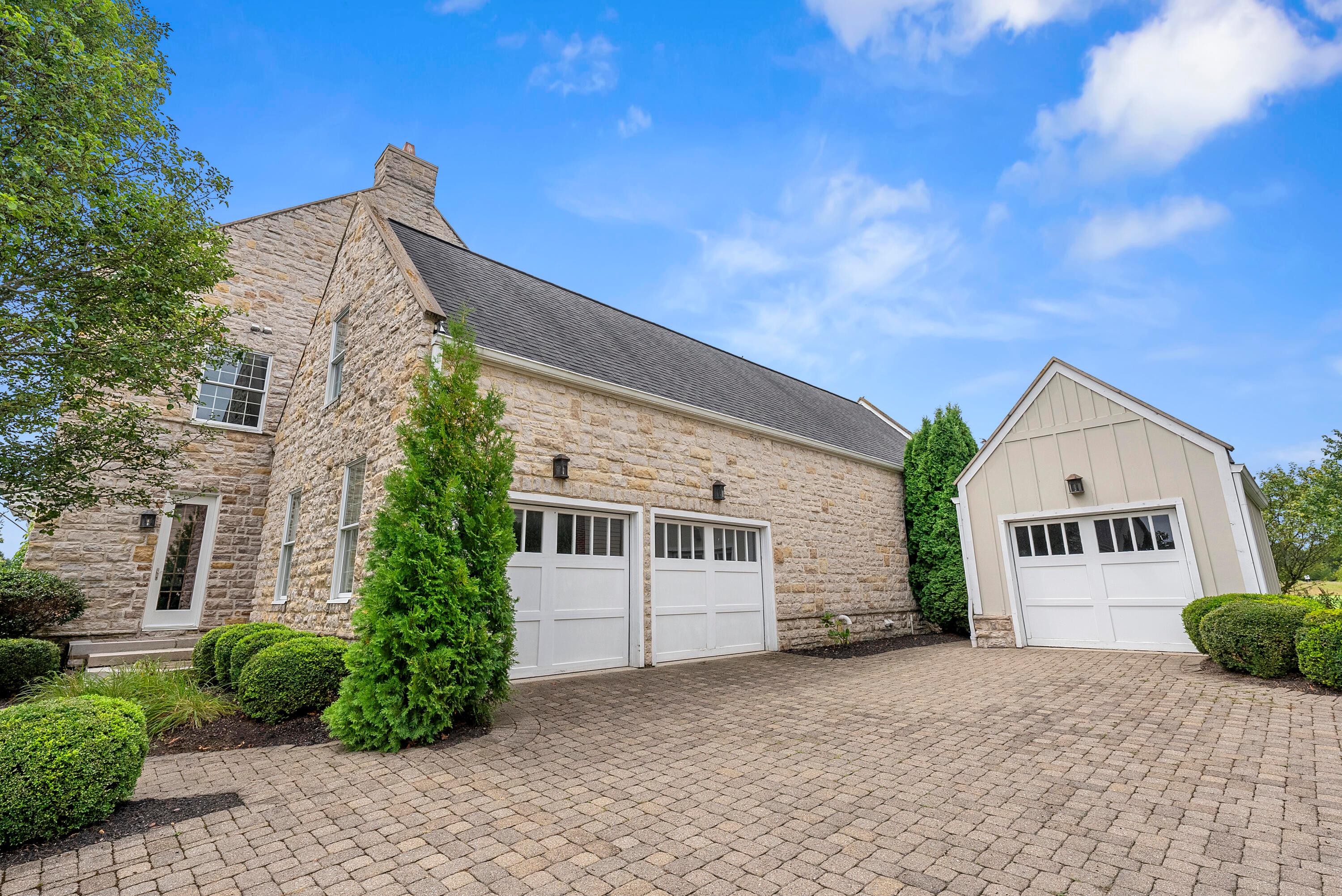 5779 Baronscourt Way