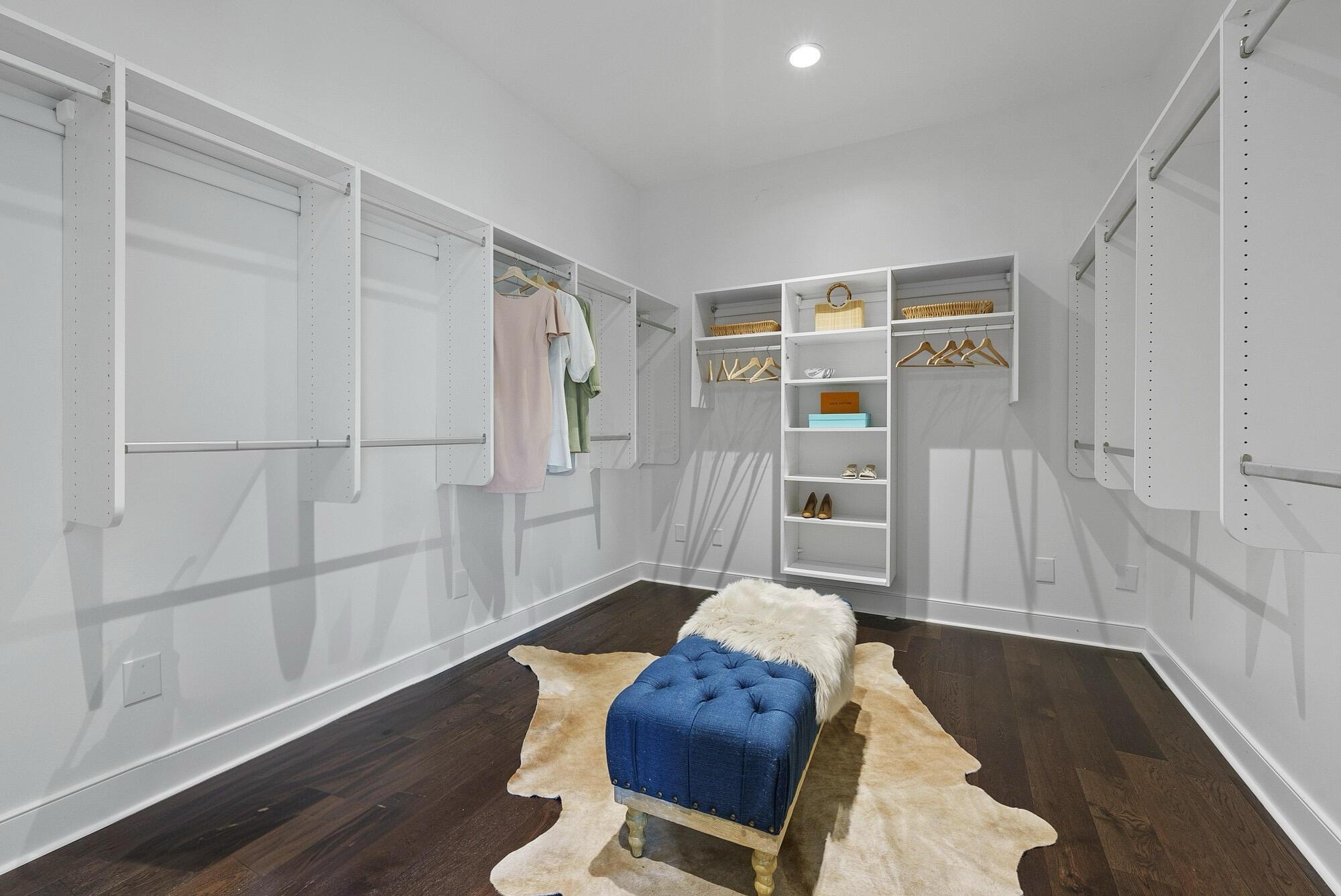 5779 Baronscourt Way