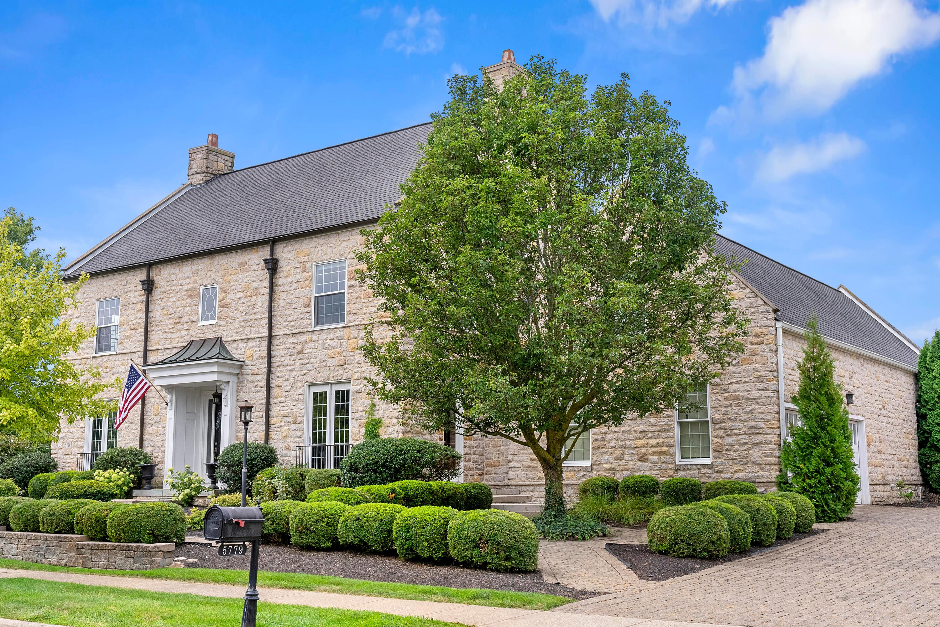 5779 Baronscourt Way