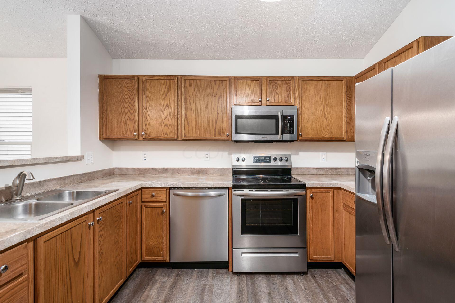 1370 Hepatica Street, 37