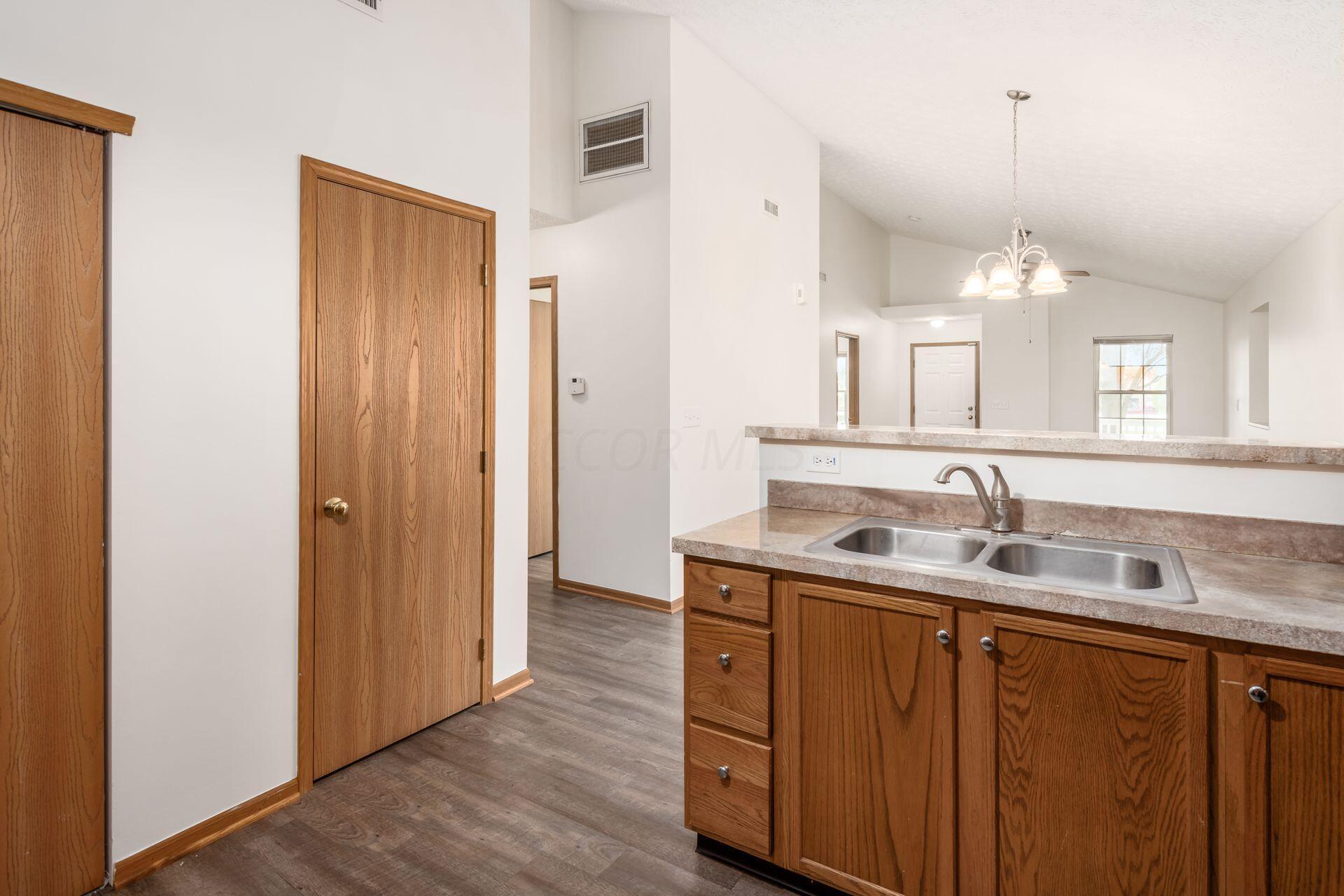 1370 Hepatica Street, 37