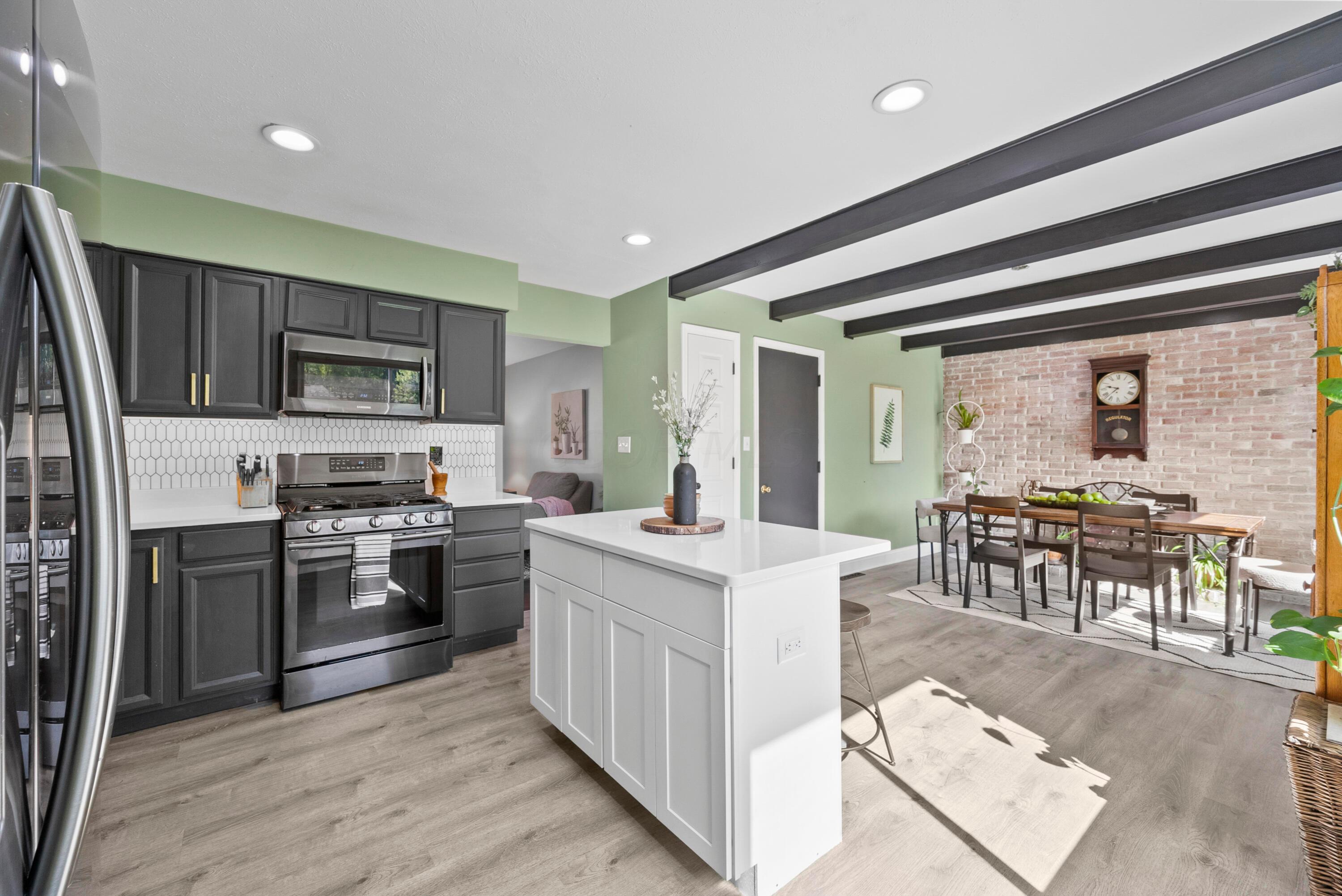 379 Electric Avenue