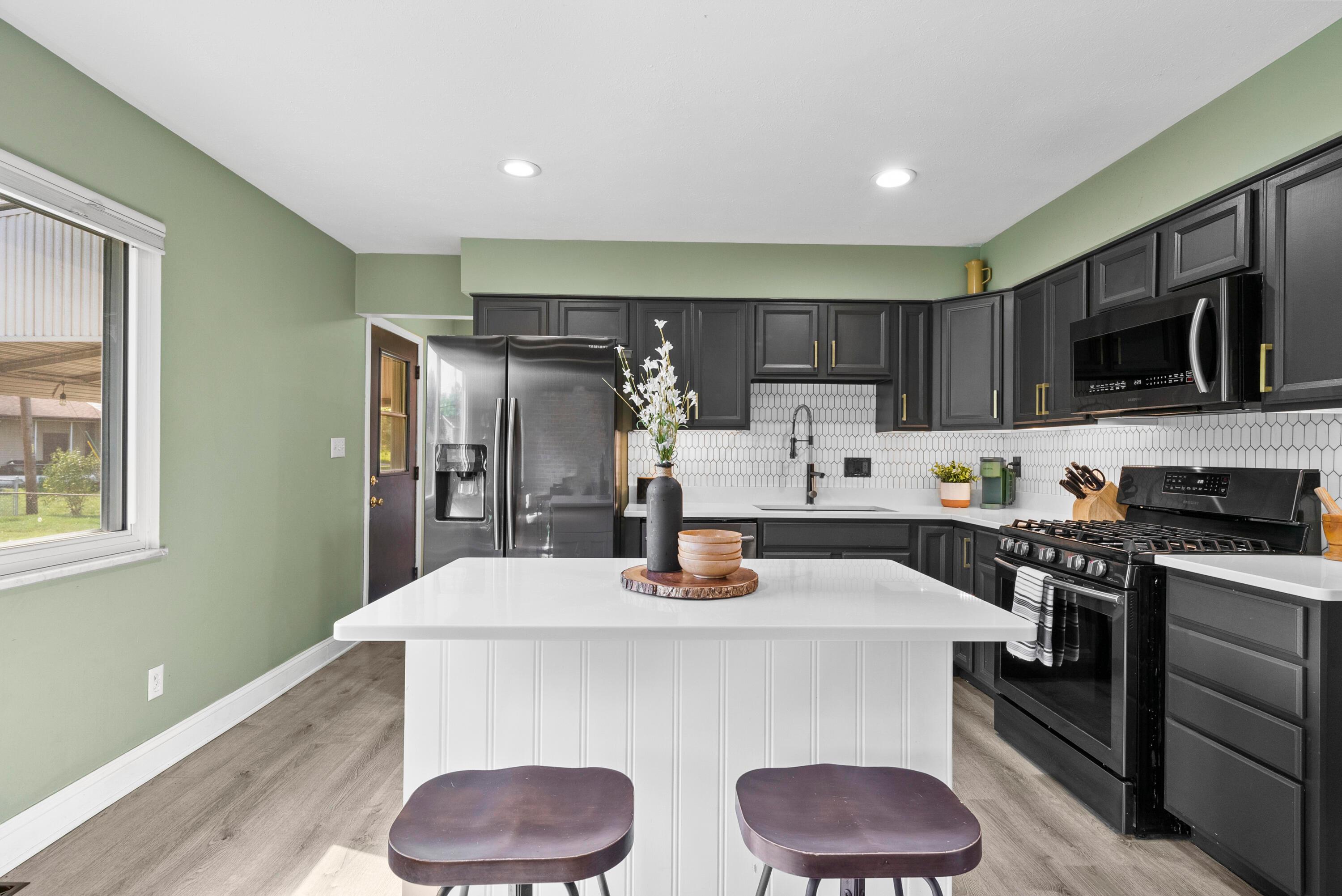 379 Electric Avenue