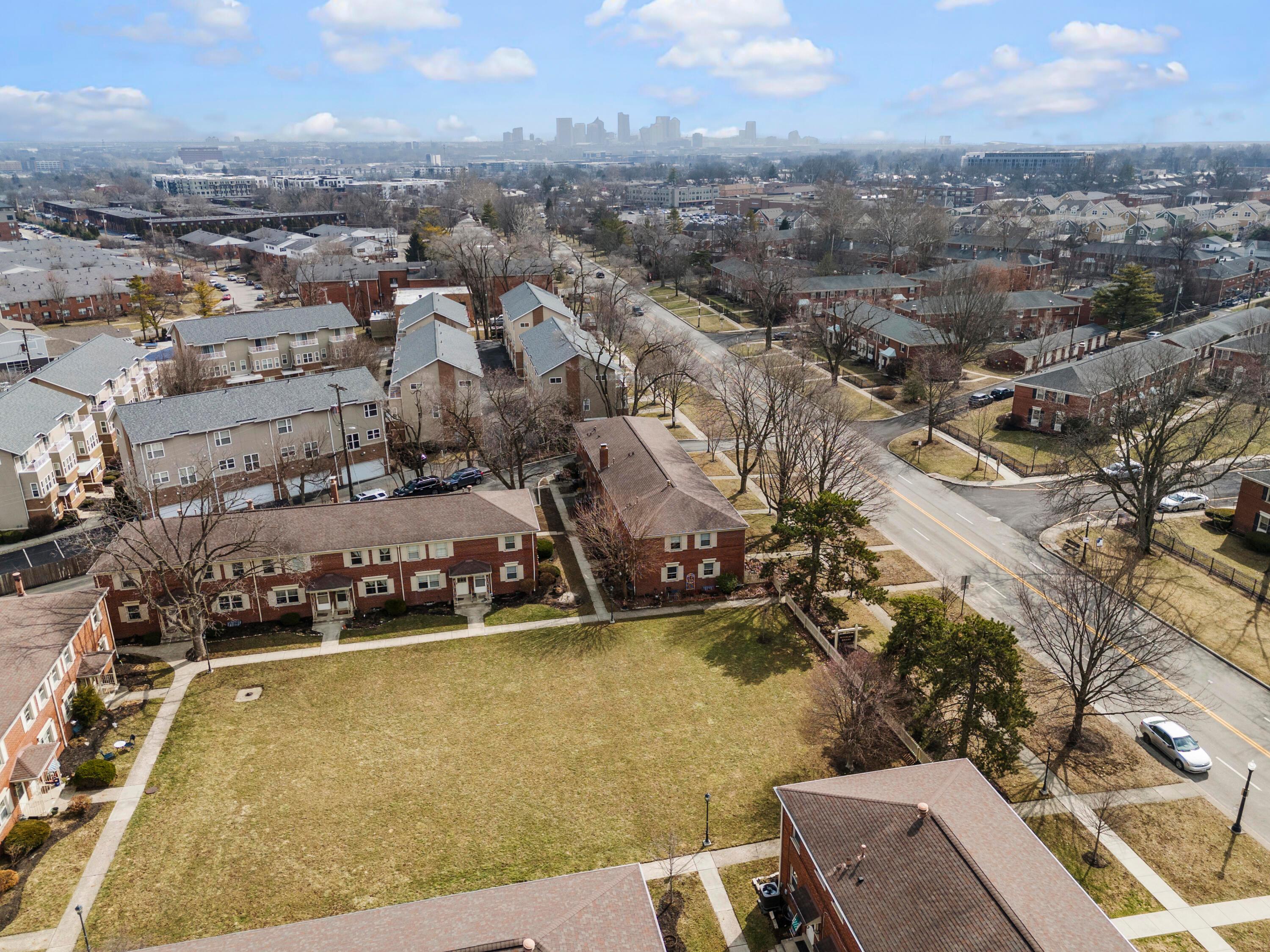 1856 Northwest Boulevard, 29E