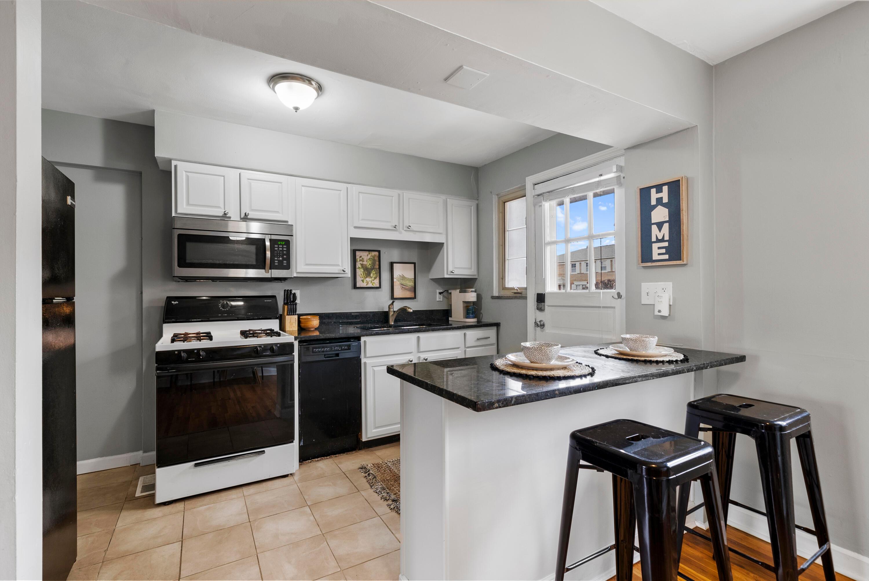 1856 Northwest Boulevard, 29E