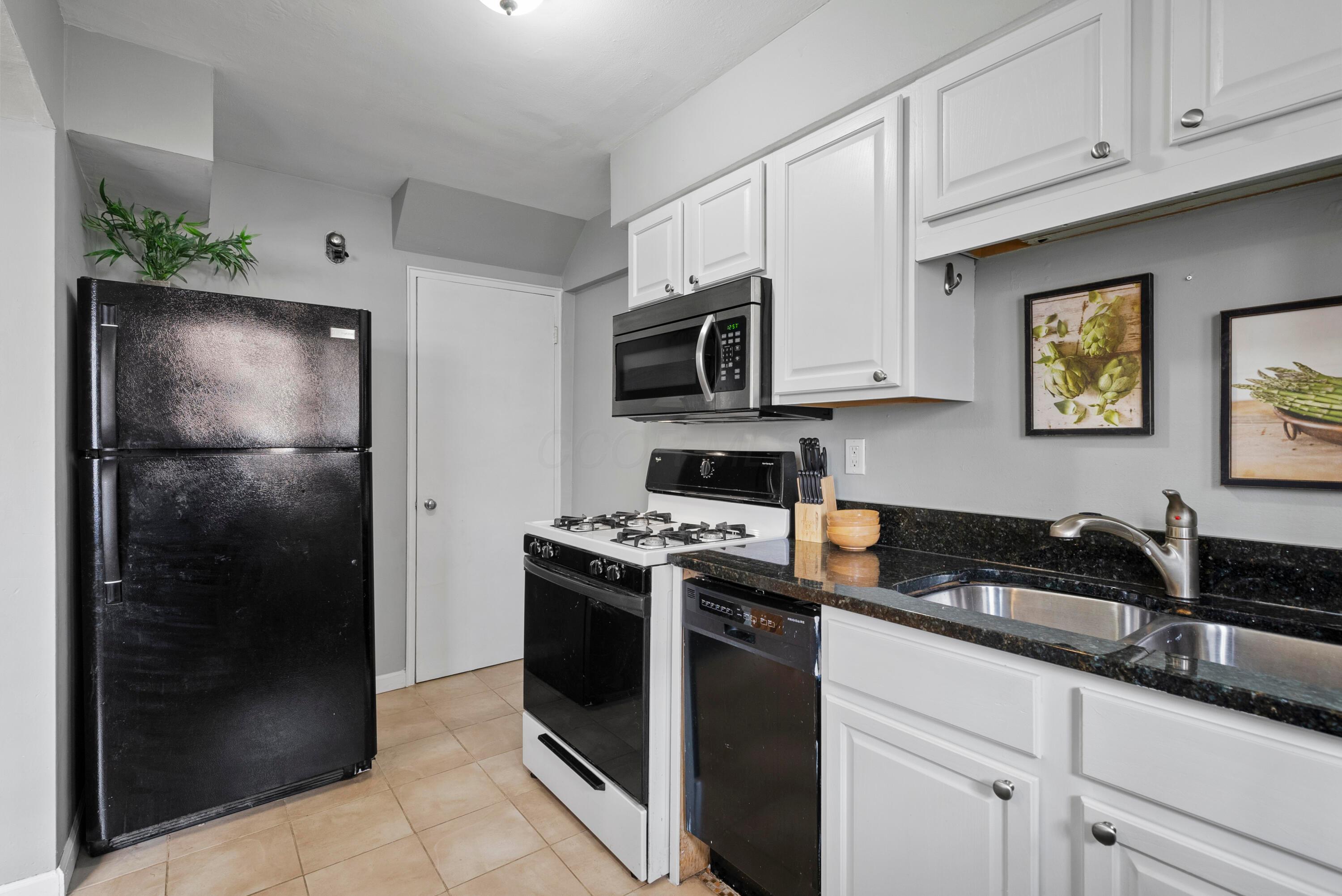 1856 Northwest Boulevard, 29E