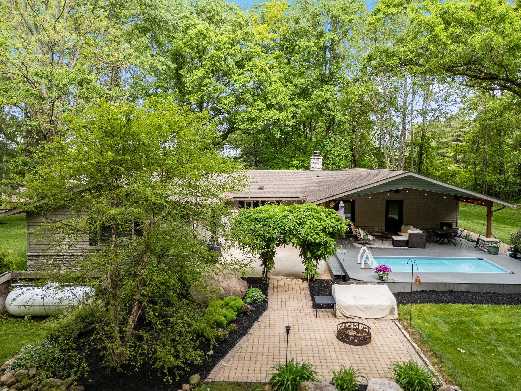 429 N Old State Road